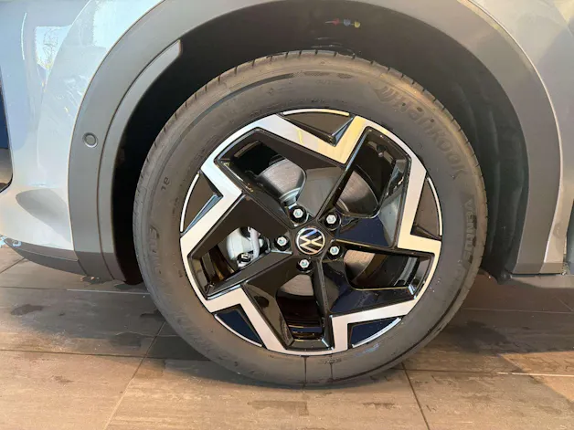 VW T-Roc 1.5 eTSi mHEV R-Line DSG-Automat