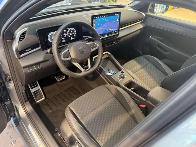 VW T-Roc 1.5 eTSi mHEV R-Line DSG-Automat