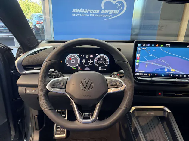 VW T-Roc 1.5 eTSi mHEV R-Line DSG-Automat