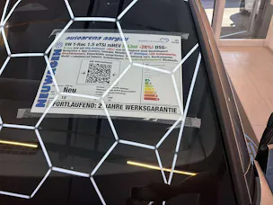 VW T-Roc 1.5 eTSi mHEV R-Line DSG-Automat