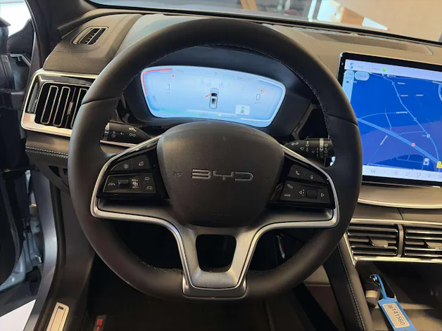 BYD Seal U DM-i PHEV Design AWD 324PS Automat
