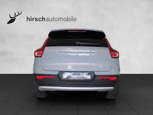 VOLVO XC40 2.0 B3 MH XCITE