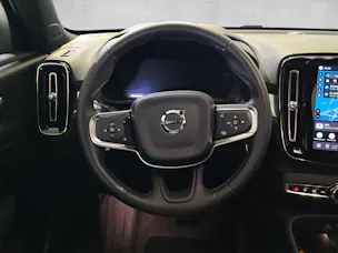 VOLVO XC40 2.0 B3 MH XCITE