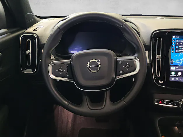 VOLVO XC40 2.0 B3 MH XCITE