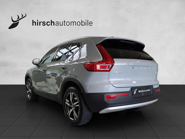 VOLVO XC40 2.0 B3 MH XCITE
