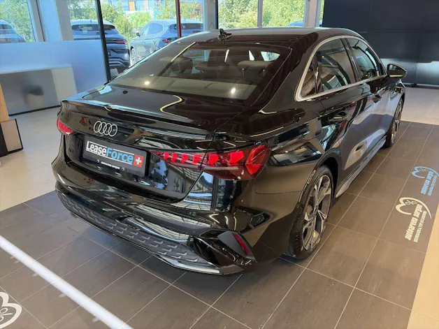 AUDI A3 Limousine 35 TFSi S-Line S-Tronic Automat