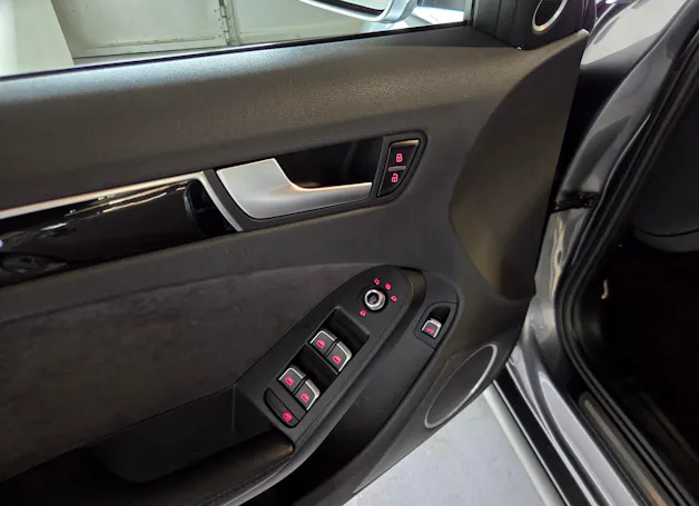 AUDI S4 Avant 3.0 V6 TFSI quattro S-Tronic