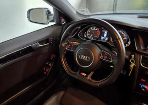 AUDI S4 Avant 3.0 V6 TFSI quattro S-Tronic