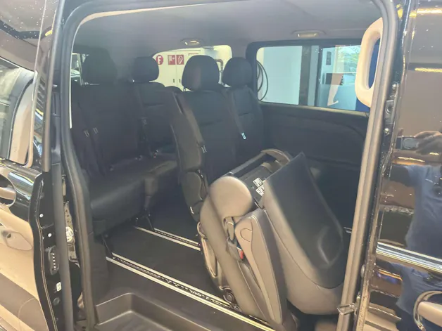 MERCEDES-BENZ Vito 116 CDi 9-Plätzer Lang Select Tourer G-Tr. Automat