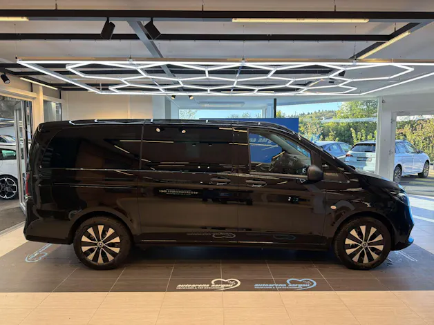 MERCEDES-BENZ Vito 116 CDi 9-Plätzer Lang Select Tourer G-Tr. Automat