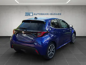 Toyota Yaris 1.5 VVT-i HSD Trend
