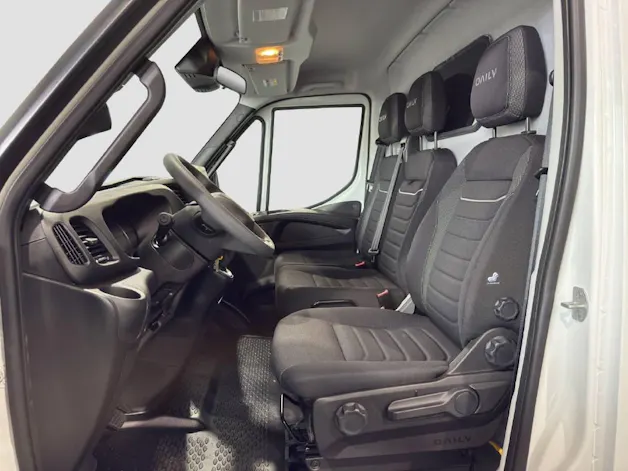 IVECO Daily 35 S 16B A8 V Kastenwagen 3520 L2H2