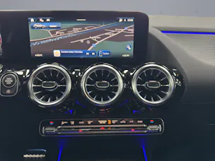 MERCEDES-BENZ GLA-Klasse H247 GLA 250 Swiss Star AMG Line 4matic