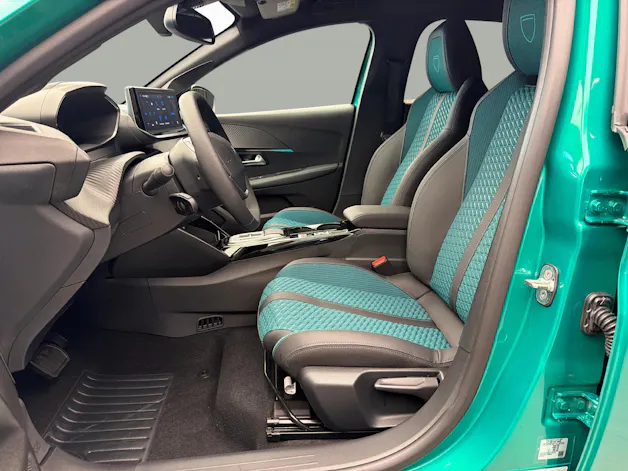 PEUGEOT 208 1.2 Hybrid Envy