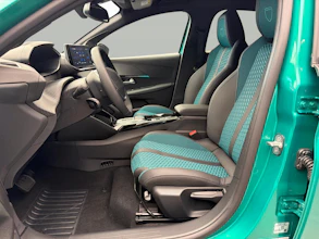 https://vehicle.imgix.net/4509926/a371531c-6ae1-4e58-ae63-372b8b130743.jpg