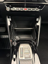 https://vehicle.imgix.net/4509926/b8fd156a-017f-45c0-9e2d-28769aaf2cfc.jpg