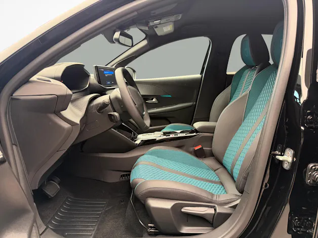 PEUGEOT 208 1.2 Hybrid Envy