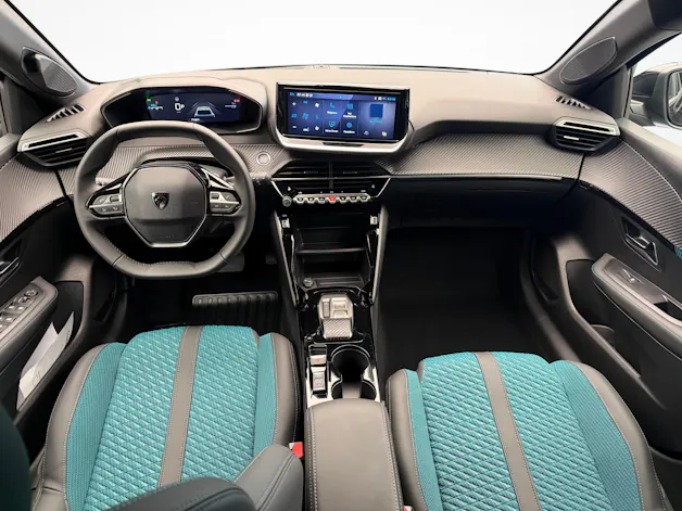 PEUGEOT 208 1.2 Hybrid Envy