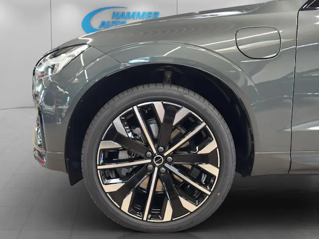 VOLVO XC60 2.0 T8 TE Ultra Dark eAWD