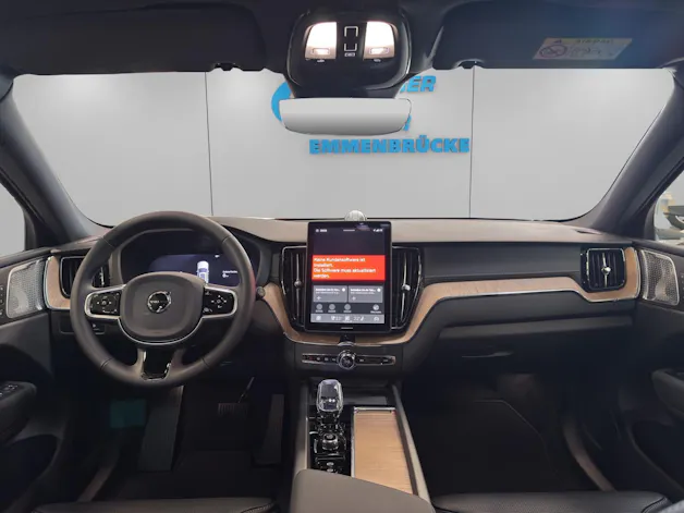 VOLVO XC60 2.0 T8 TE Ultra Dark eAWD