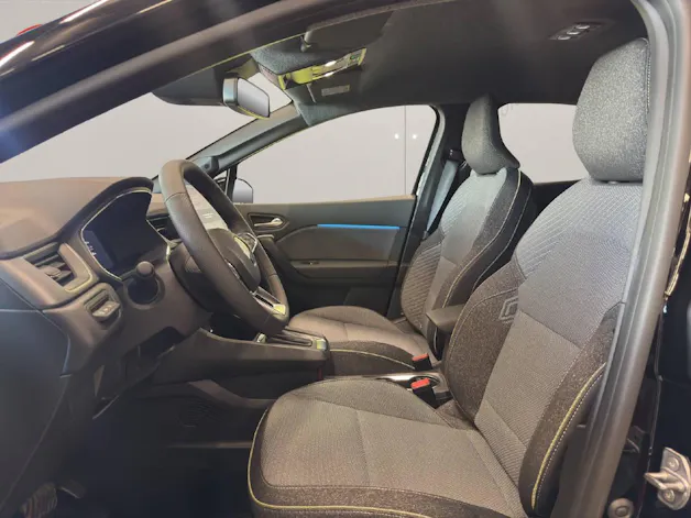 RENAULT Captur 1.6 E-Tech techno
