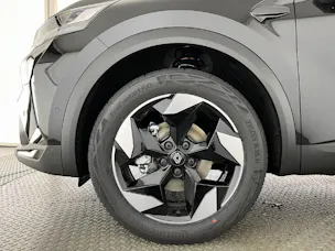 RENAULT Captur 1.8 E-Tech techno