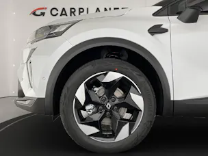 RENAULT Captur 1.8 E-Tech techno