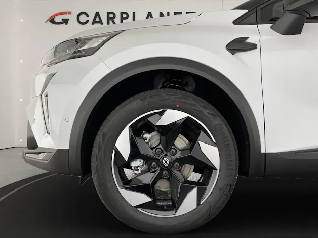 RENAULT Captur 1.8 E-Tech techno