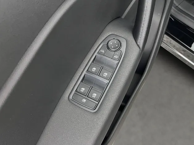 RENAULT Captur 1.8 E-Tech evolution
