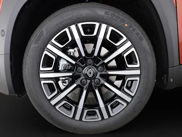 RENAULT R4 E-Tech Comfort Range iconic