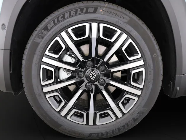 RENAULT R4 E-Tech Comfort Range iconic