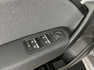 RENAULT Captur 1.8 E-Tech techno