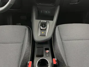 RENAULT Captur 1.8 E-Tech techno