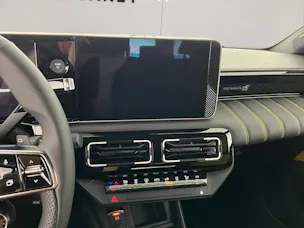 RENAULT R5 E-Tech Comfort Range iconic five