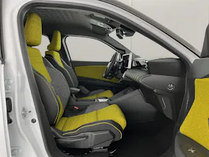 RENAULT R5 E-Tech Comfort Range iconic five