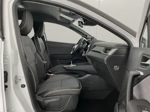 RENAULT Captur 1.8 E-Tech techno