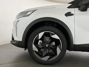 RENAULT Captur 1.8 E-Tech techno