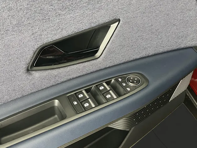 RENAULT R4 E-Tech Comfort Range plein sud techno