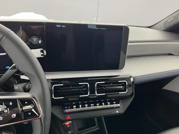 RENAULT R5 E-Tech Comfort Range Roland Garros