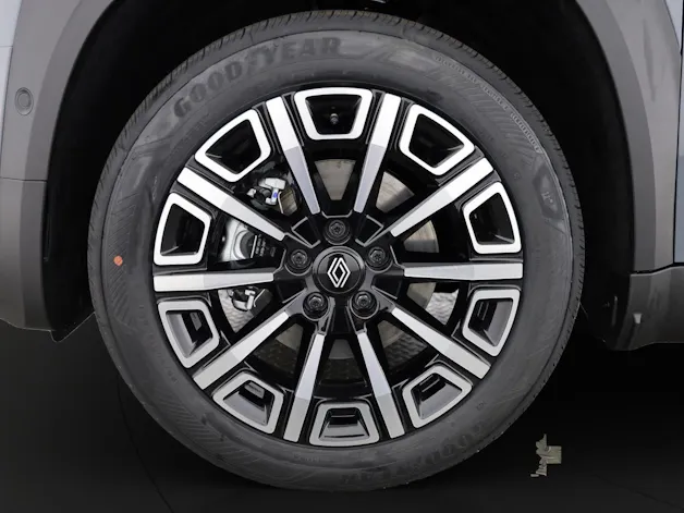 RENAULT R4 E-Tech Comfort Range iconic