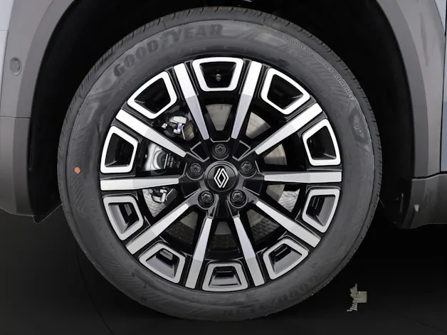 RENAULT R4 E-Tech Comfort Range iconic