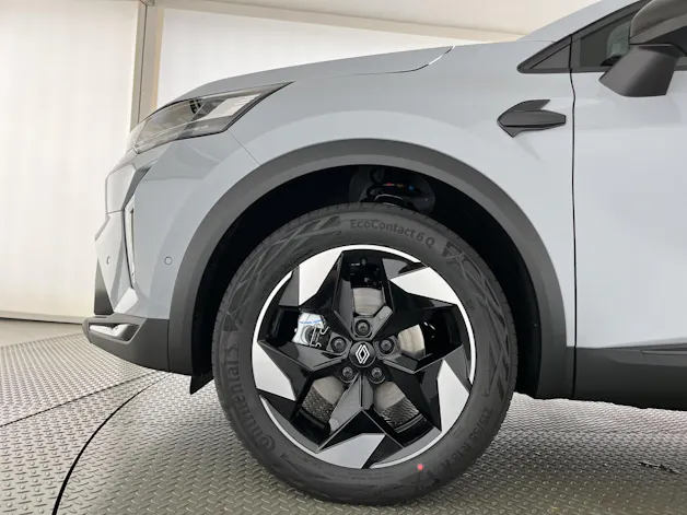 RENAULT Captur 1.8 E-Tech techno