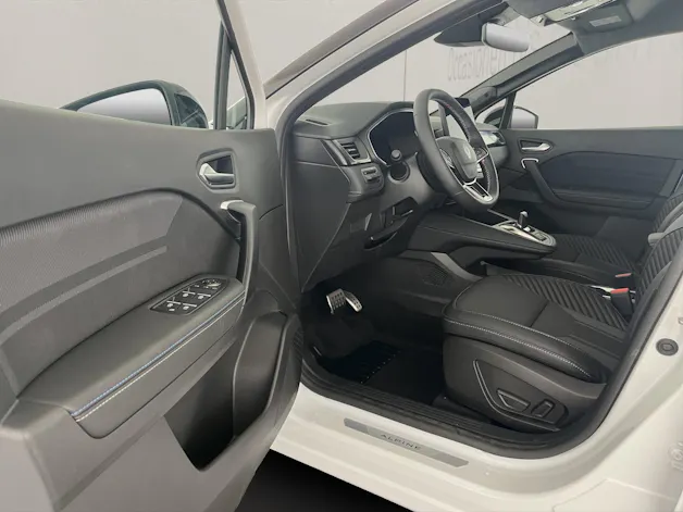 RENAULT Captur 1.8 E-Tech esprit Alpine