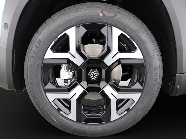 RENAULT R4 E-Tech Comfort Range techno