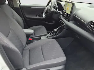 Toyota Yaris 1.5 VVT-i HSD Trend