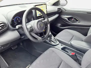 Toyota Yaris 1.5 VVT-i HSD Trend