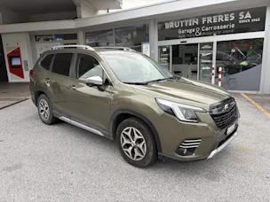 Subaru Forester Station 2.0i e-Boxer Swiss Plus