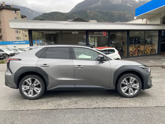 Subaru Solterra eV Luxury AWD