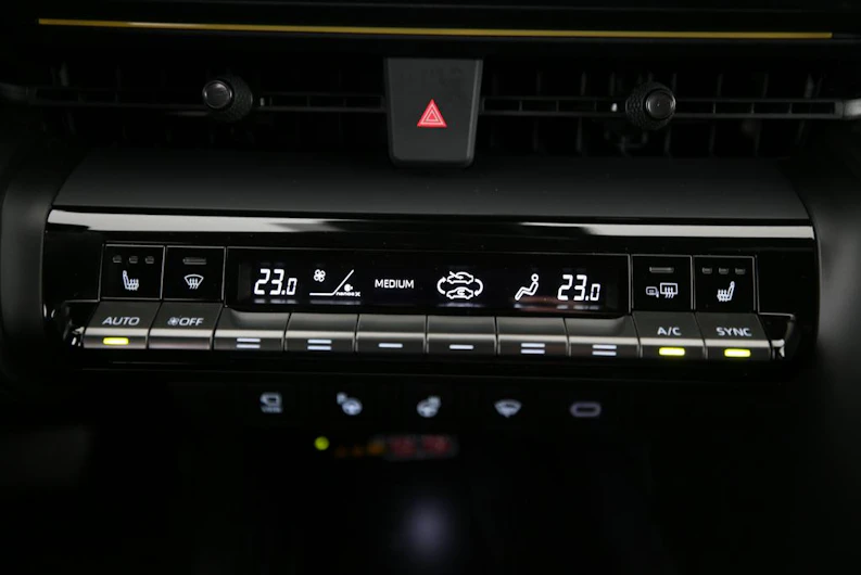 Fahrzeugbild TOYOTA C-HR