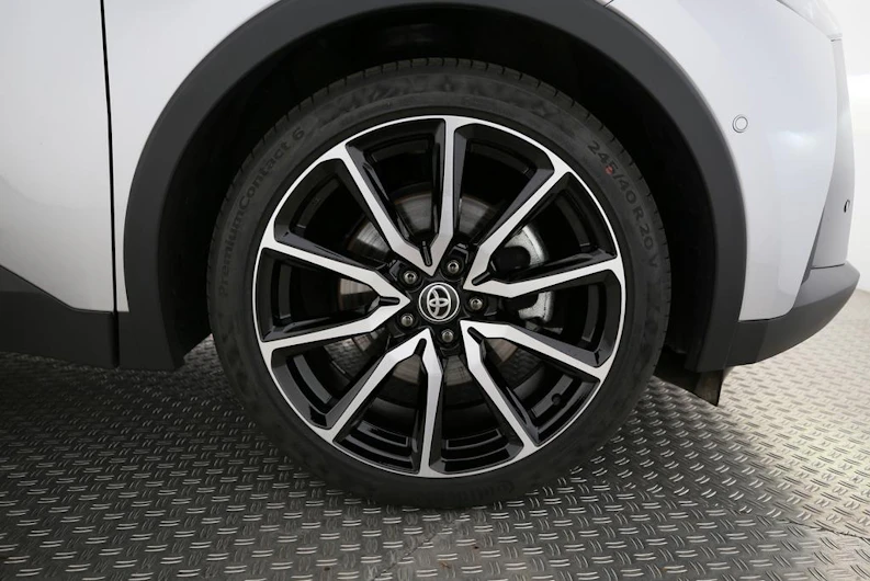 Fahrzeugbild TOYOTA C-HR